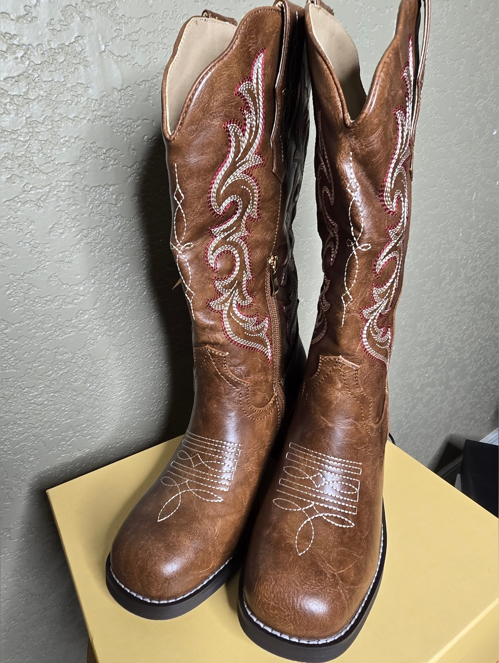 NIB! Sysoleforr Ladies Western Embroidered Cowboy Boots - Square Toe - Picture 2 of 4
